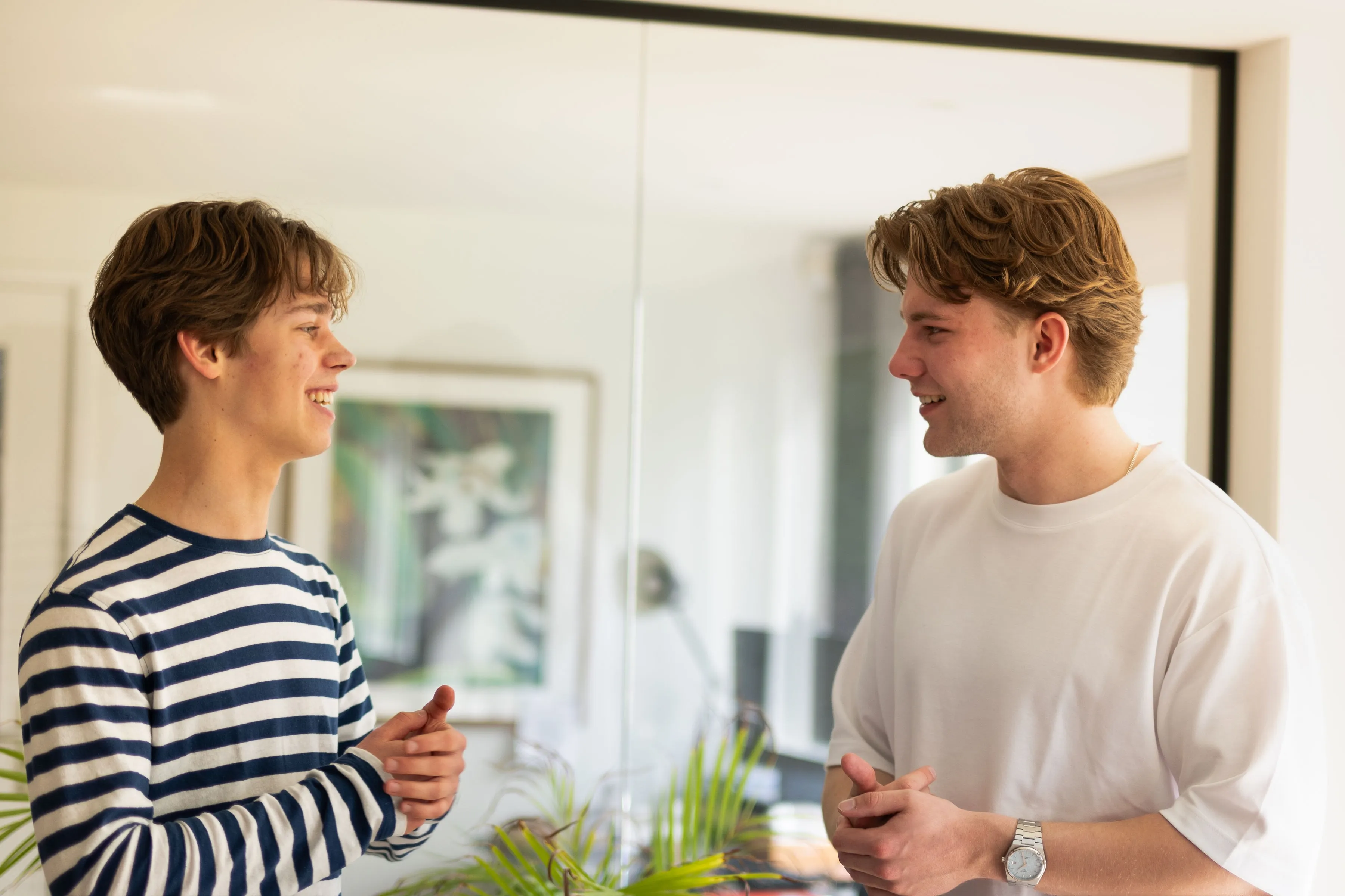 Thom en Pieter van Fidius Websites in gesprek over een project